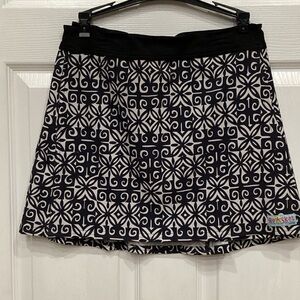 RIP SKIRT Monochrome Geometric Skirt